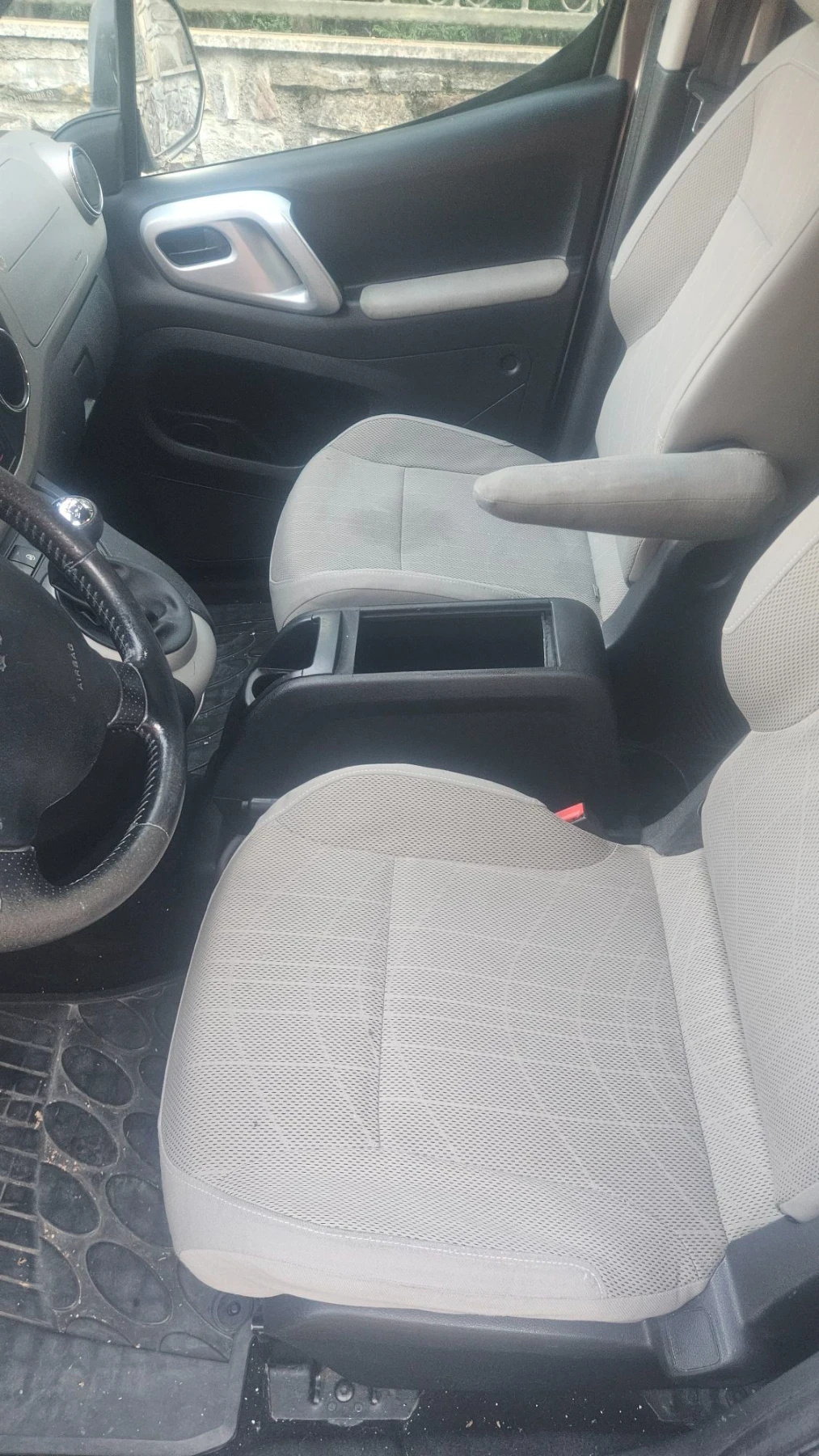 Peugeot Partner, снимка 10 - Автомобили и джипове - 56374568