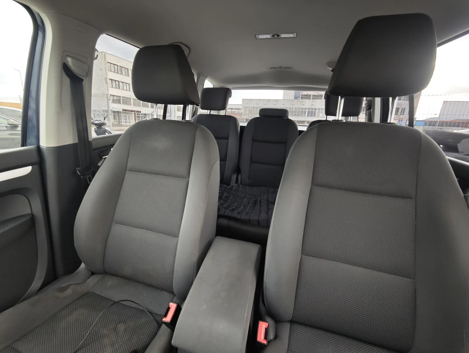 VW Touran 2.0TDI 140 | Mobile.bg � ����������� 10