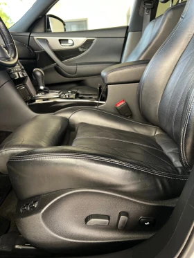 Обява за продажба на Infiniti QX70 S Black Carbon Limited 027/100 ~43 000 лв. - изображение 8