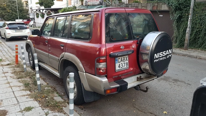 Nissan Patrol, снимка 4 - Автомобили и джипове - 47666021