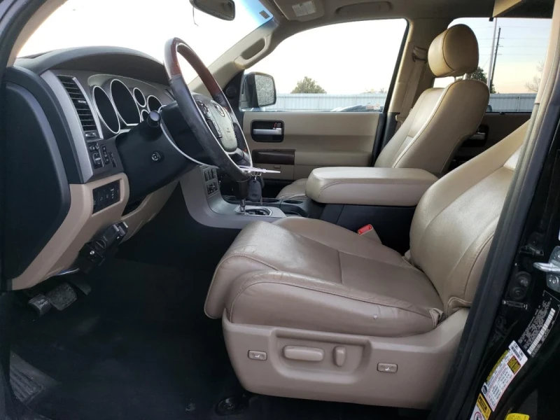 Toyota Sequoia, снимка 7 - Автомобили и джипове - 48724869