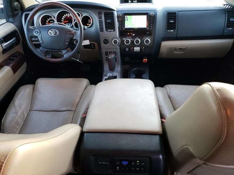 Toyota Sequoia, снимка 8 - Автомобили и джипове - 48724869