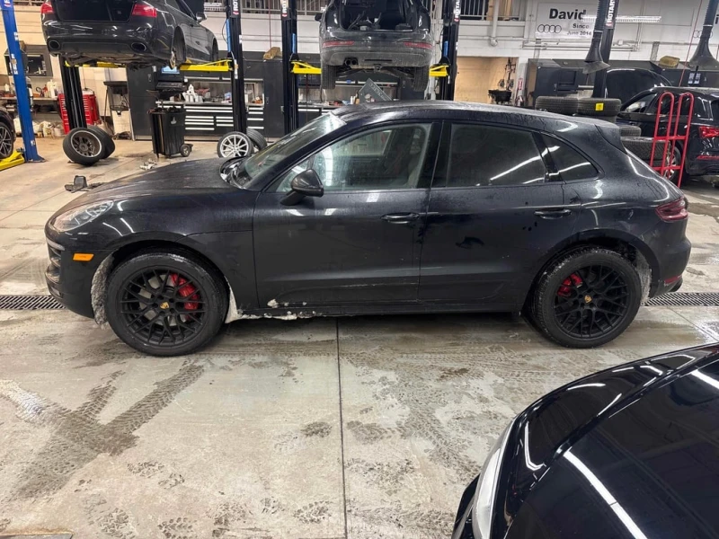 Porsche Macan GTS  CARFAX, снимка 2 - Автомобили и джипове - 53272538