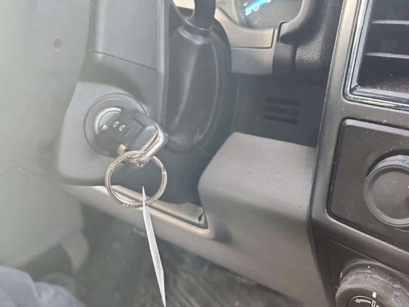 Ford F150 XL 4WD SuperCrew | ПОДГРЕВИ | CARFAX, снимка 16 - Автомобили и джипове - 53600360