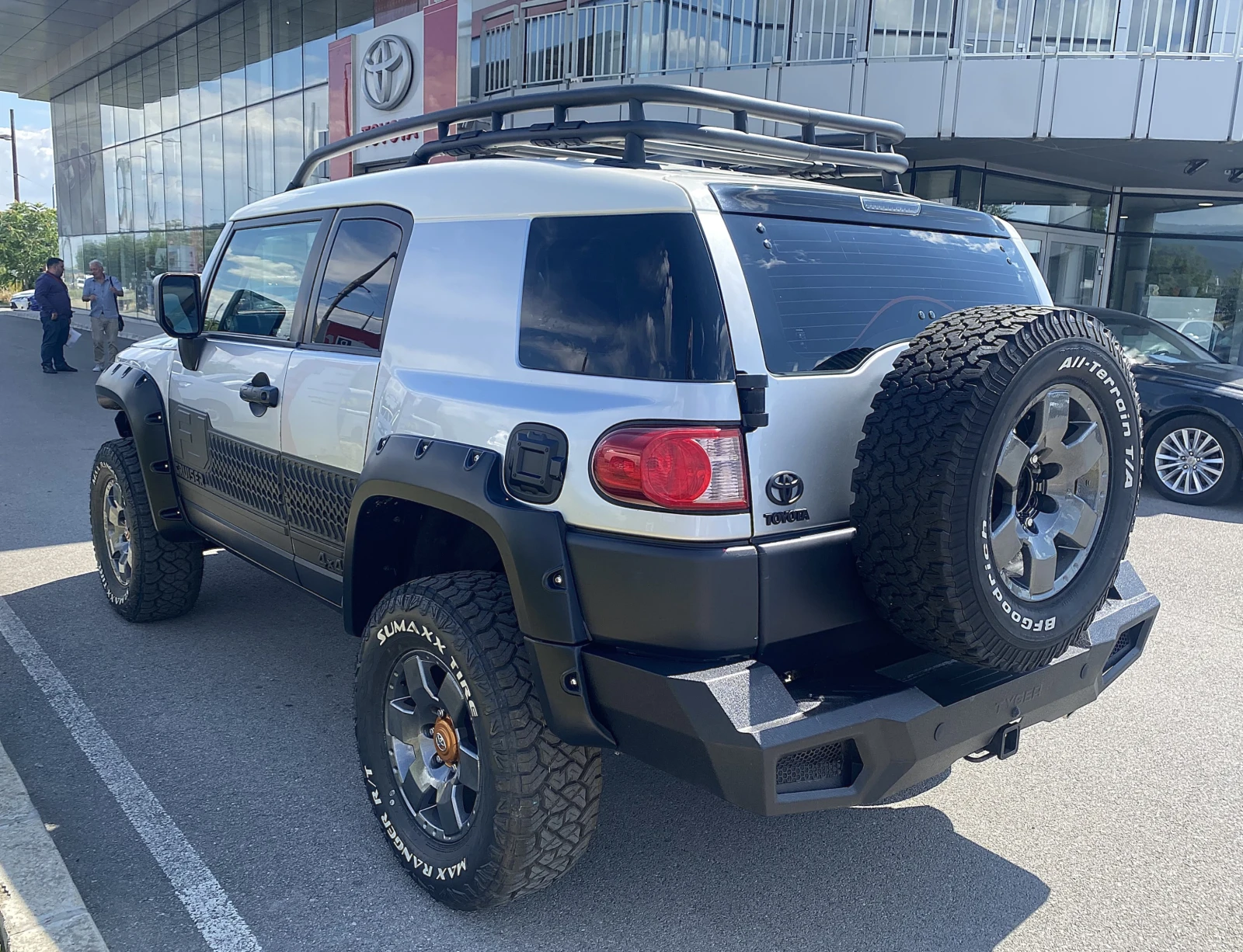 Toyota Fj cruiser 4.0 4WD - изображение 7