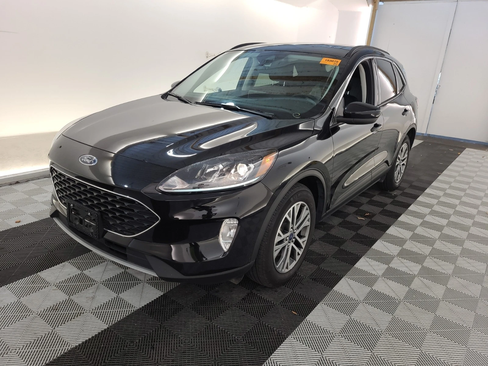 Ford Escape SEL HYBRID * * CARFAX * *   * *  | Mobile.bg   1