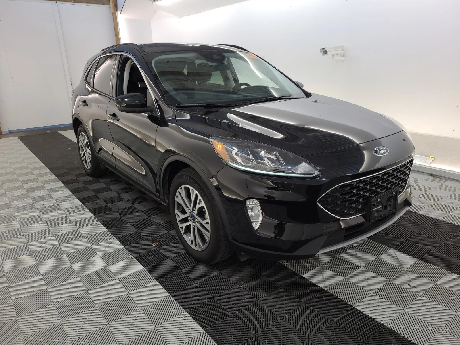 Ford Escape SEL HYBRID * * CARFAX * *   * *  | Mobile.bg   2