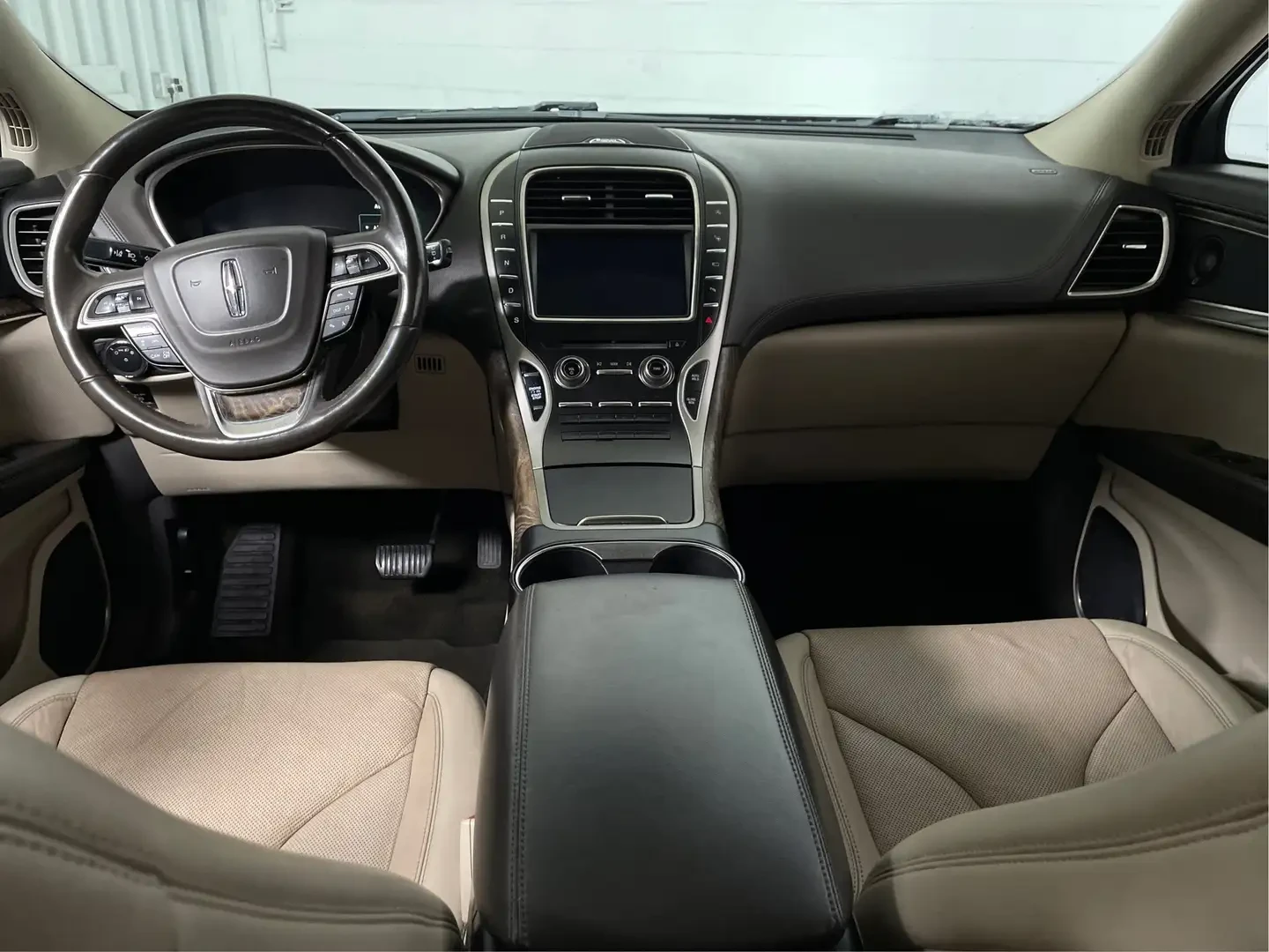 Lincoln Aviator Nautilus Reserve AWD, снимка 10 - Автомобили и джипове - 53961970