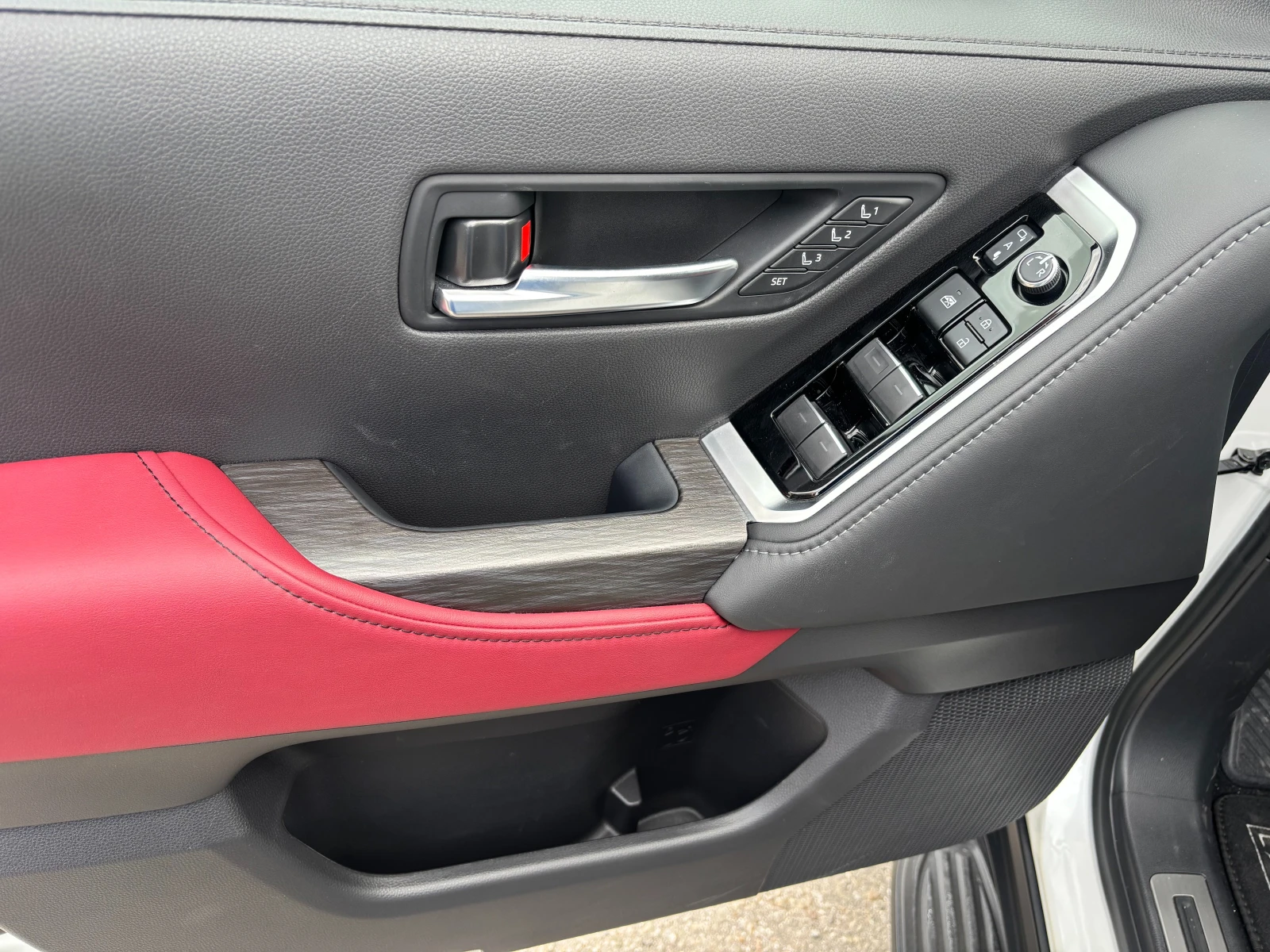 Toyota Land cruiser, снимка 17 - Автомобили и джипове - 53995396