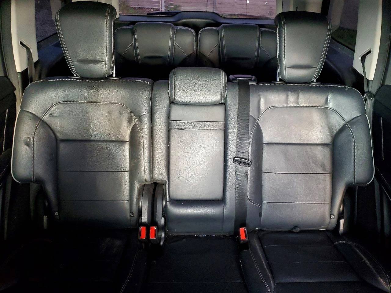 Mercedes-Benz GL 550 4Matic, снимка 10 - Автомобили и джипове - 54135037