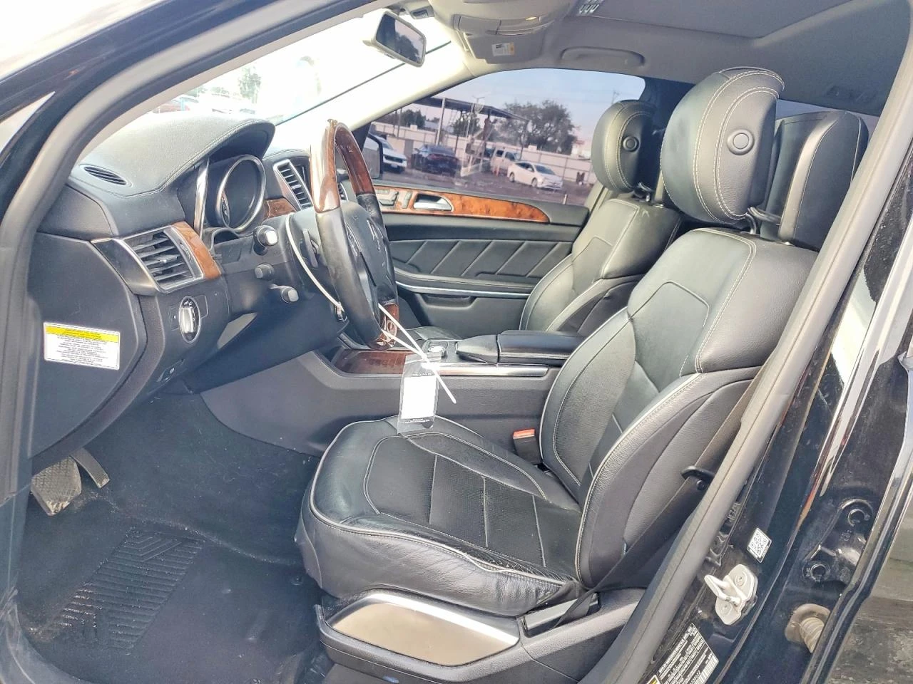 Mercedes-Benz GL 550 4Matic, снимка 7 - Автомобили и джипове - 54135037