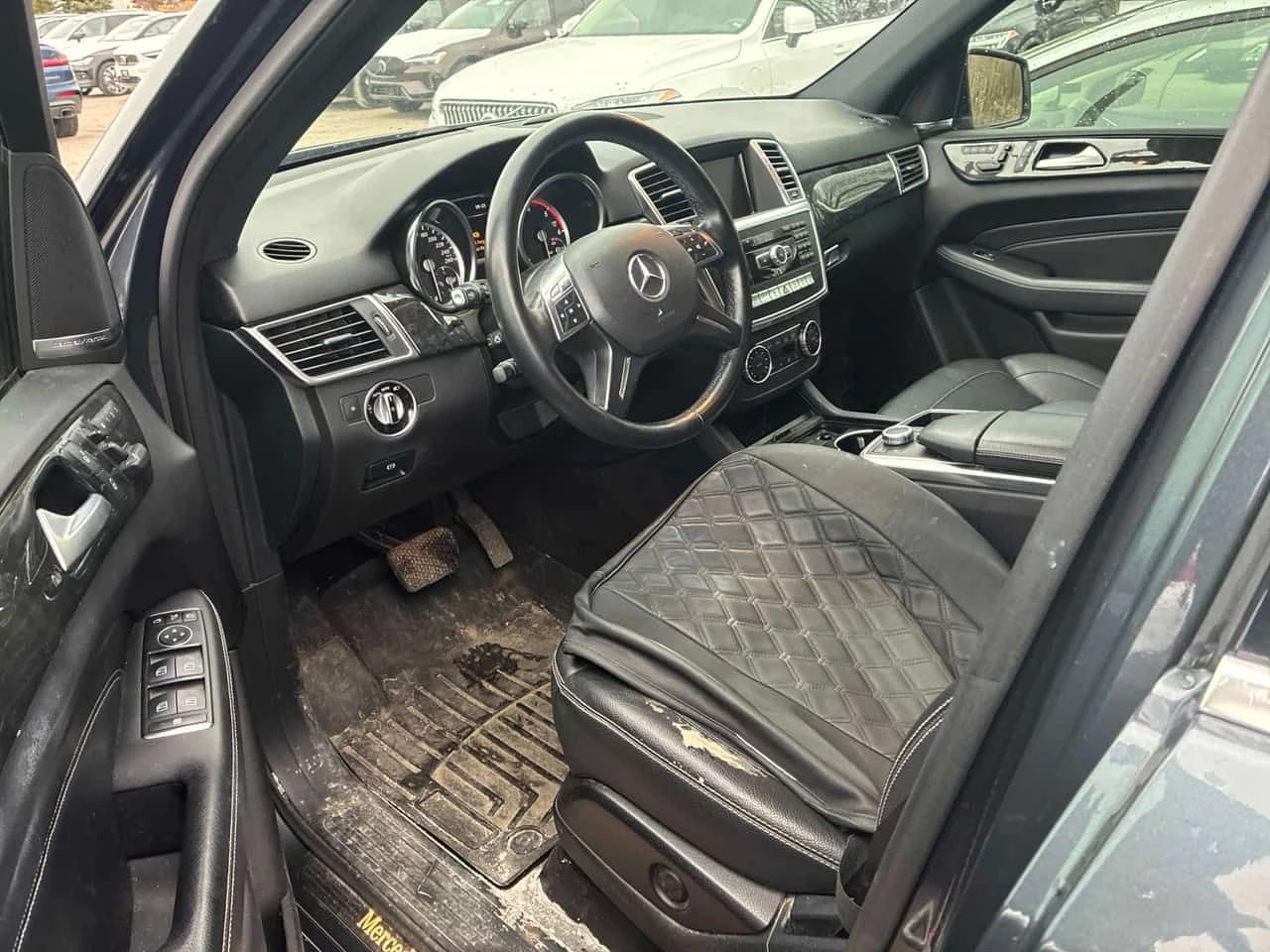 Mercedes-Benz ML 350 * BlueTEC * CARFAX * ЦЕНА ДО БГ, снимка 6 - Автомобили и джипове - 54305239