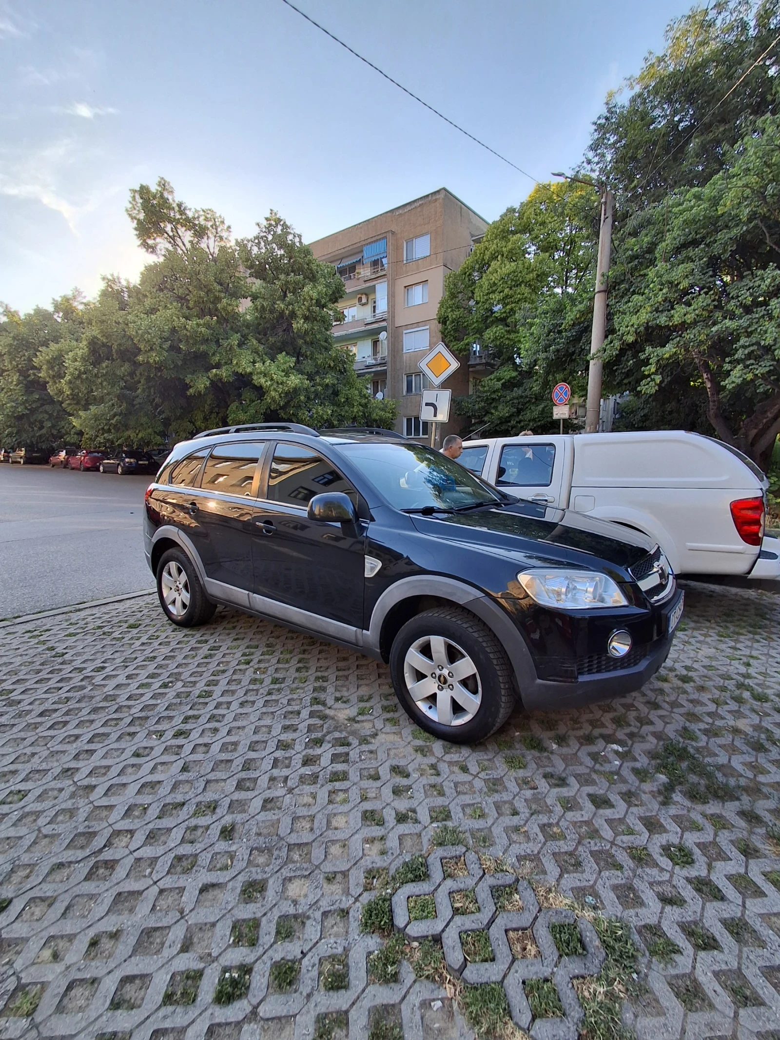 Chevrolet Captiva, снимка 2 - Автомобили и джипове - 55306612