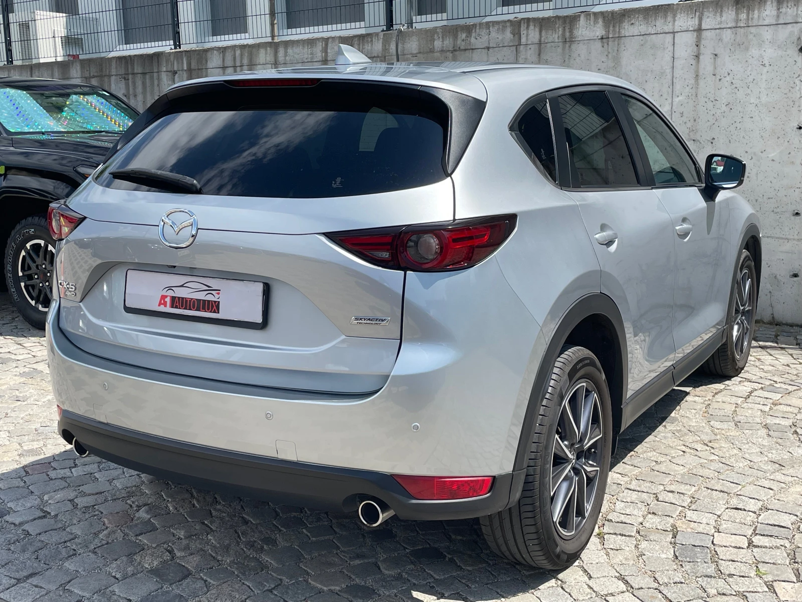 Mazda CX-5 4x4/150к.с./AUTO/NAVI/HeadUp/Kam/Multy/100 хил.км., снимка 2 - Автомобили и джипове - 55335746
