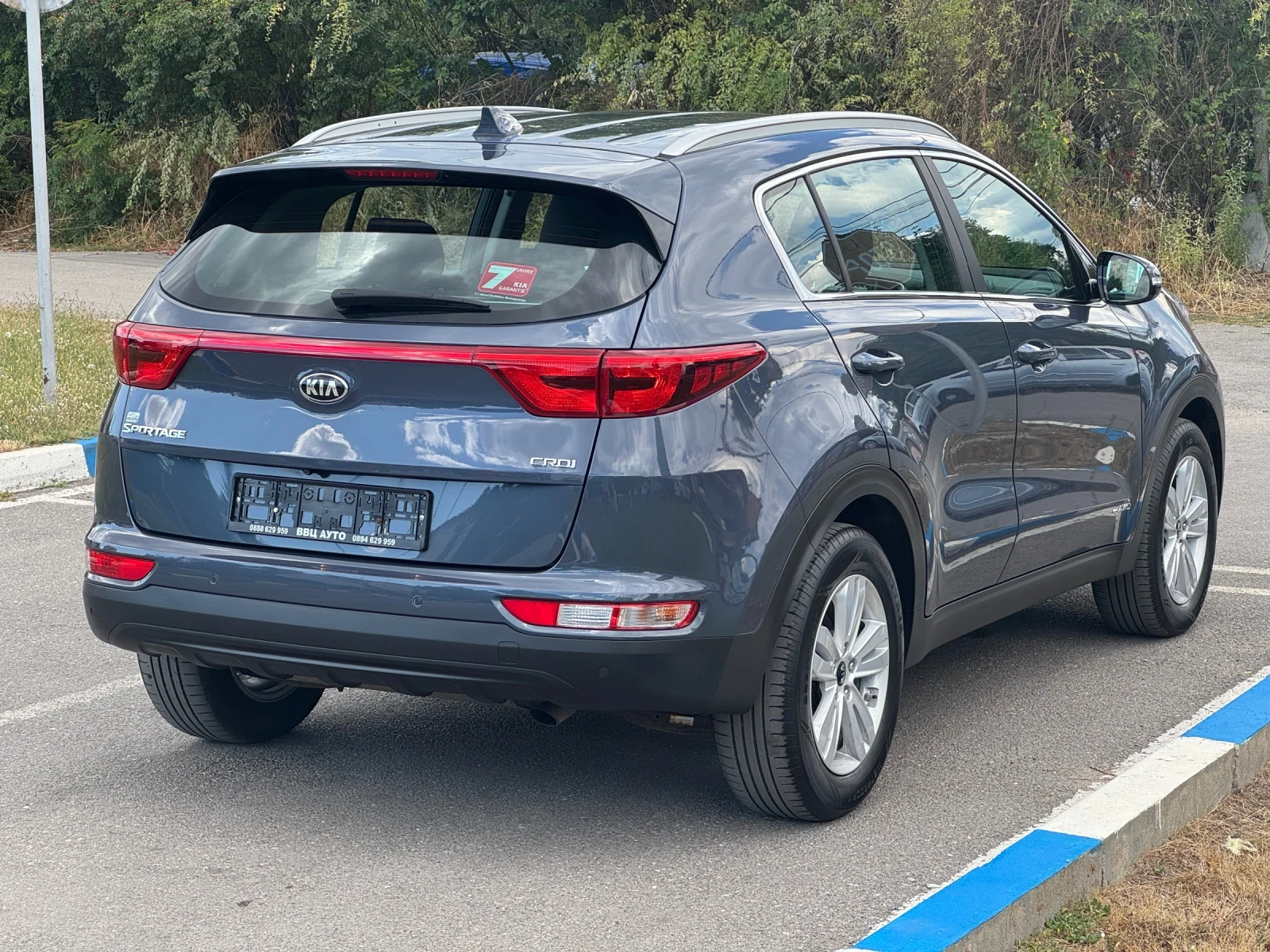 Kia Sportage 2.0CRDi 4x4, снимка 4 - Автомобили и джипове - 55452401