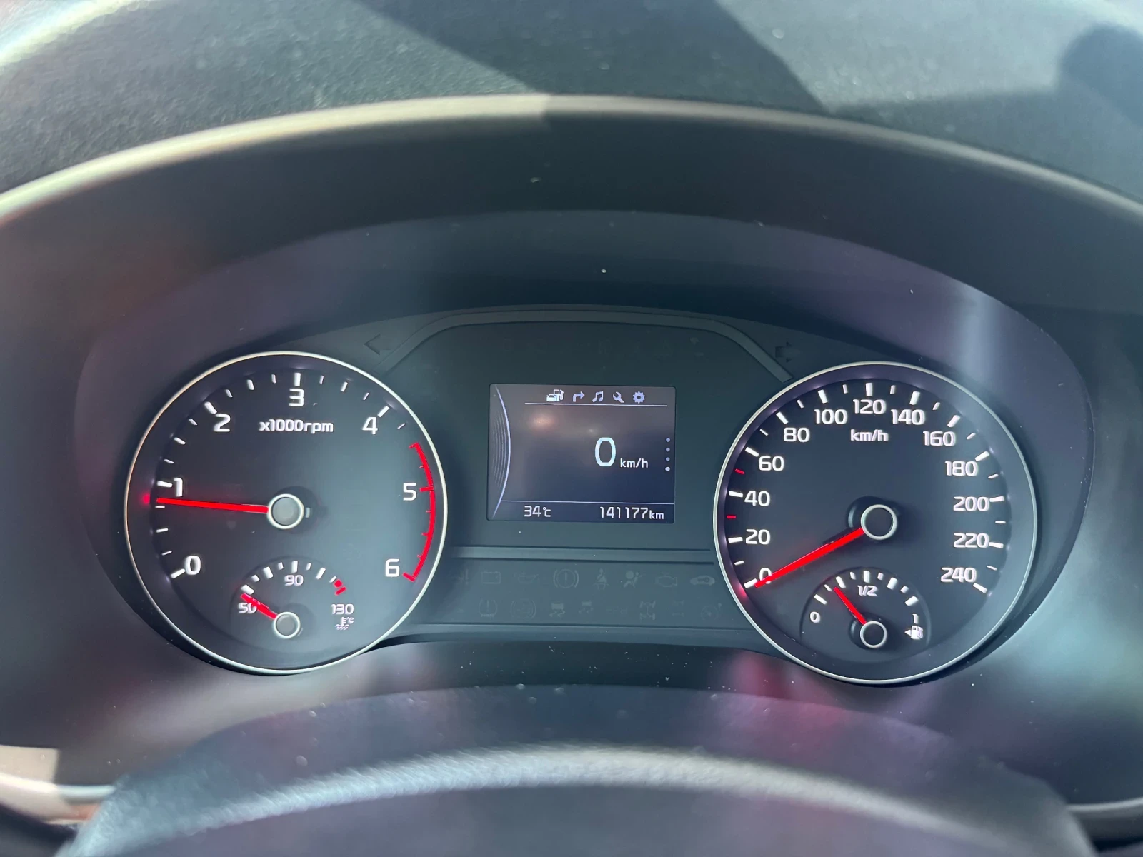 Kia Sportage 2.0CRDi 4x4 | Mobile.bg � ����������� 12