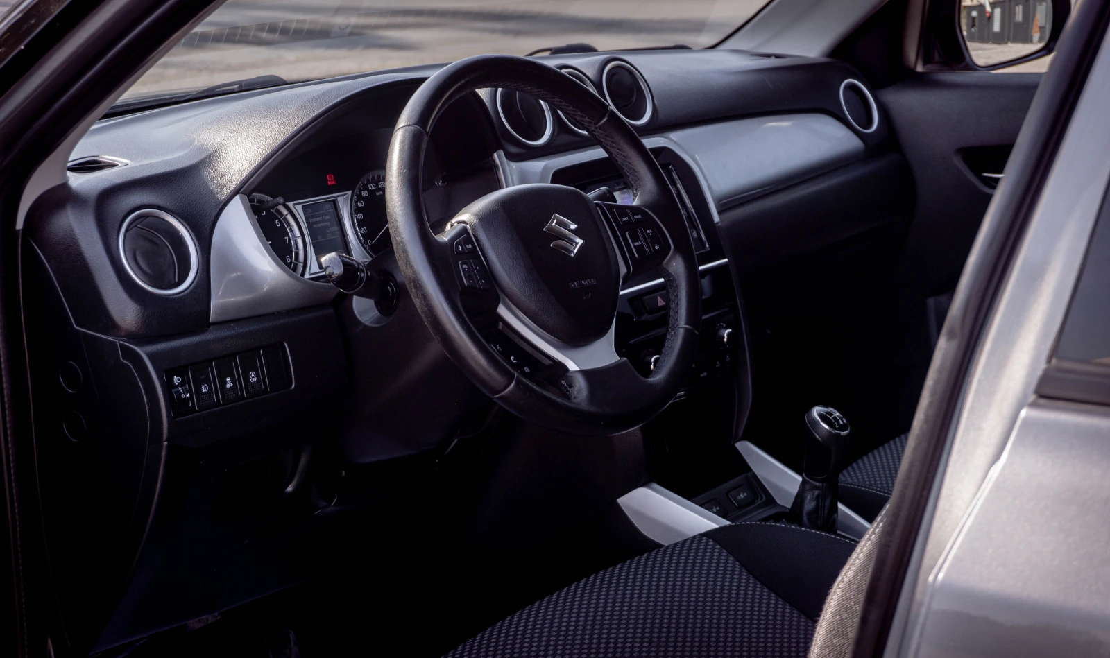 Suzuki Vitara 1.6 ������ ���! � ��������!  | Mobile.bg � ����������� 7