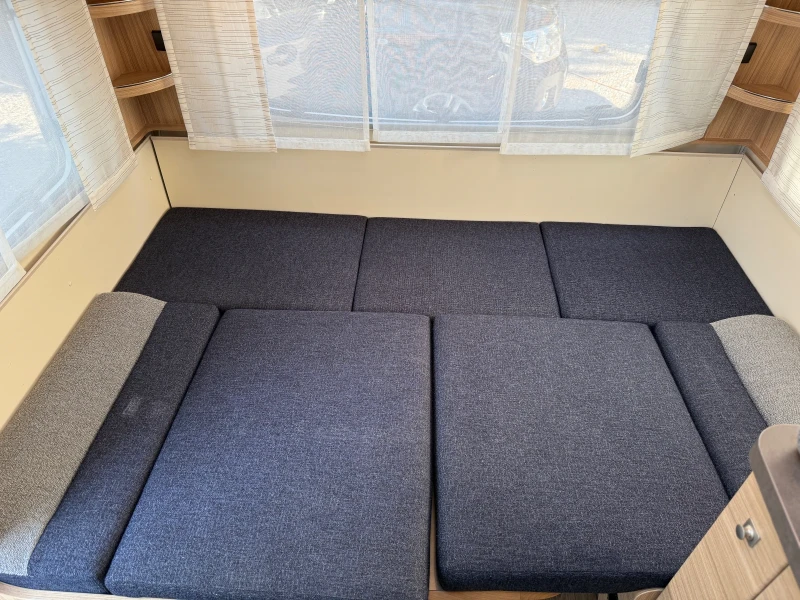 Каравана Fendt 515 Bianco Swiss Edition Климатик, Мувър, Тента, снимка 6 - Каравани и кемпери - 51042855