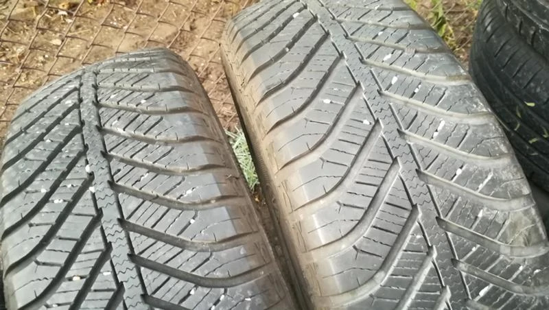 Гуми Всесезонни 185/60R15, снимка 2 - Гуми и джанти - 26188039