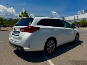 Toyota Auris 1.8 Hybrid, снимка 4