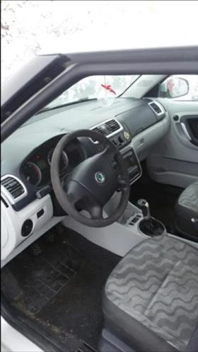 Skoda Fabia 1.4tdi НА ЧАСТИ - [6] 