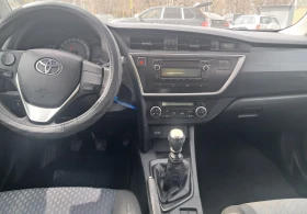 Toyota Auris, снимка 10