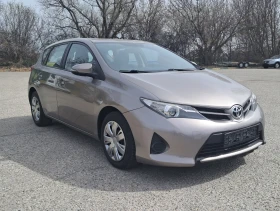 Toyota Auris, снимка 3