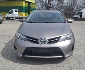 Toyota Auris, снимка 1