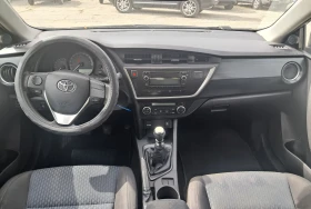 Toyota Auris, снимка 8