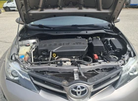 Toyota Auris, снимка 9