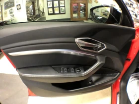Audi E-Tron Q8* 2024* S-LINE* 360* B&O* PANO* �����* ������ �� | Mobile.bg � ����� ������ 17