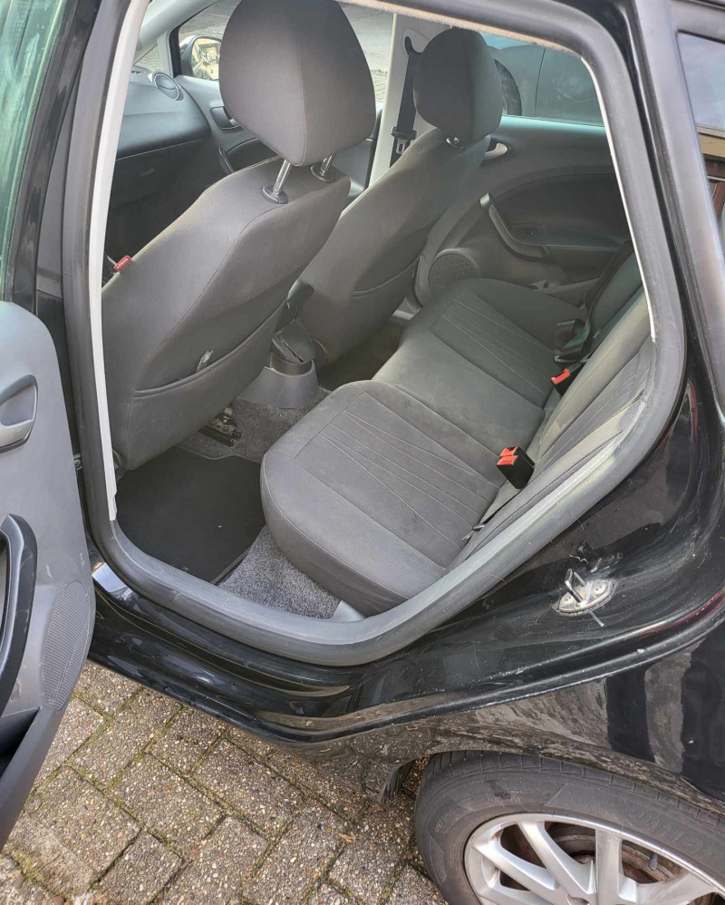 Seat Ibiza 1.2 Diesel, снимка 7 - Автомобили и джипове - 45384377