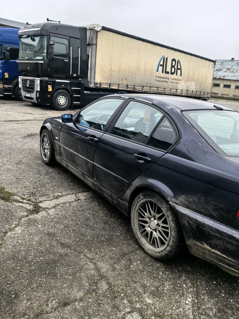 BMW 320, снимка 3 - Автомобили и джипове - 48523697