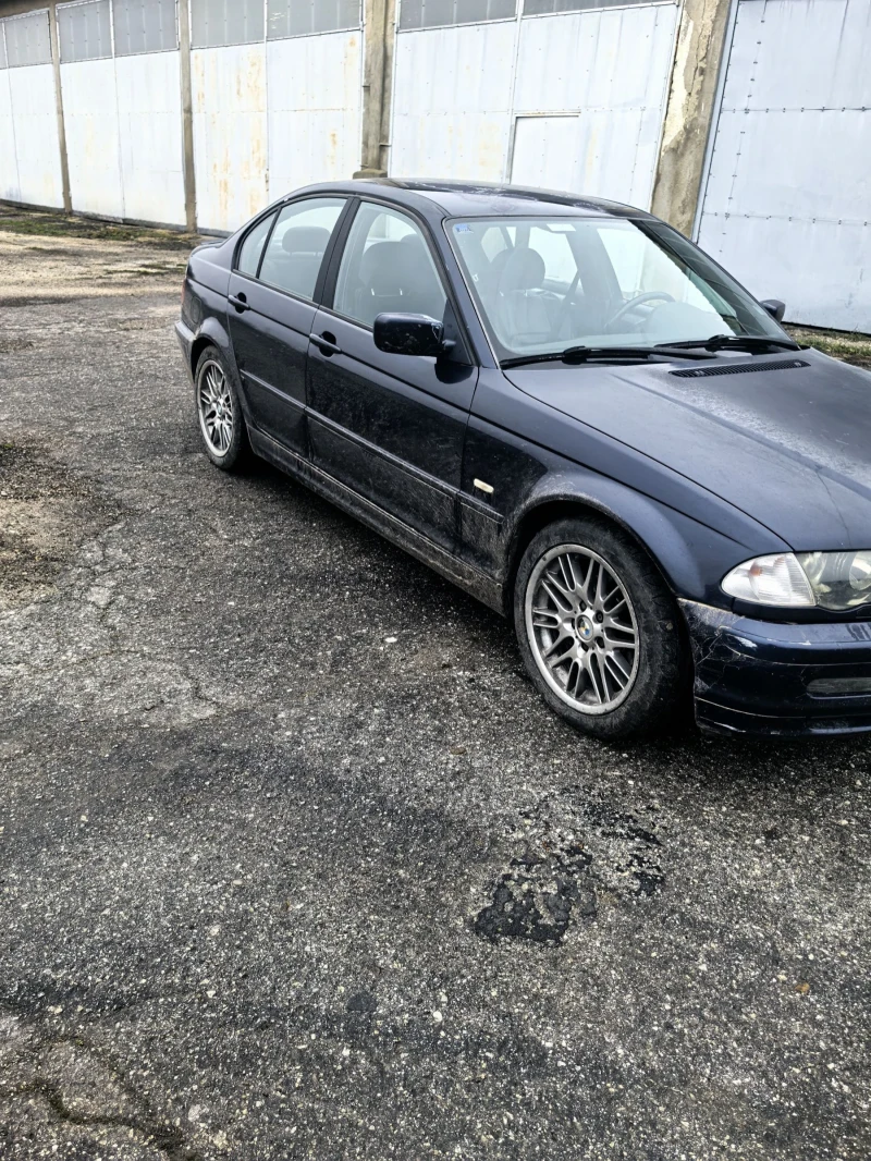 BMW 320, снимка 1 - Автомобили и джипове - 48523697