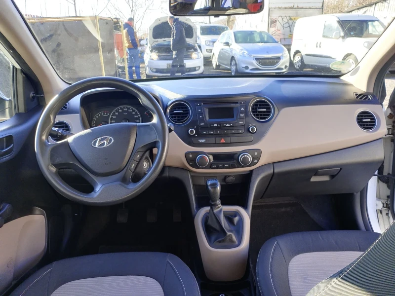 Hyundai I10, снимка 12 - Автомобили и джипове - 48762140