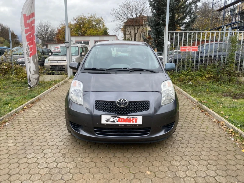 Toyota Yaris 1.0VVT-i/KLIMA, снимка 2 - Автомобили и джипове - 52349208
