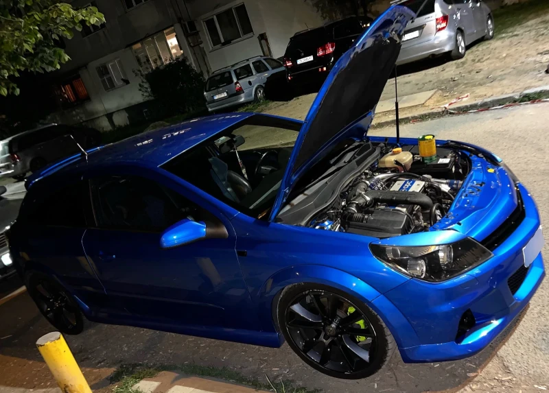 Opel Astra 2.0T OPC, снимка 12 - Автомобили и джипове - 52381895