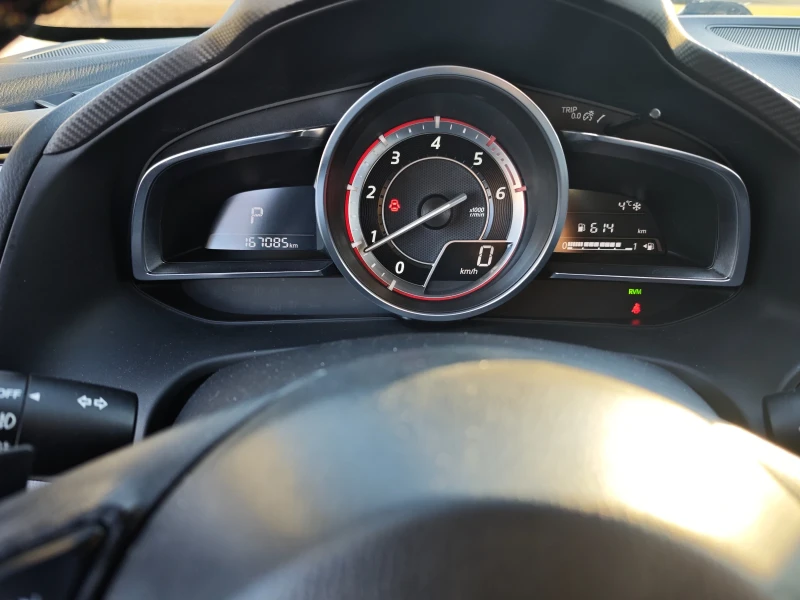 Mazda 3 2.2d-SKYACTIVE, снимка 8 - Автомобили и джипове - 52943303