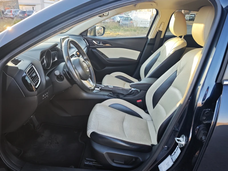Mazda 3 2.2d-SKYACTIVE, снимка 11 - Автомобили и джипове - 52943303