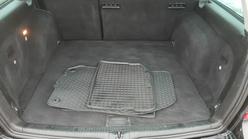 VW Golf 1.9 тди 90кс , снимка 12 - Автомобили и джипове - 53134751