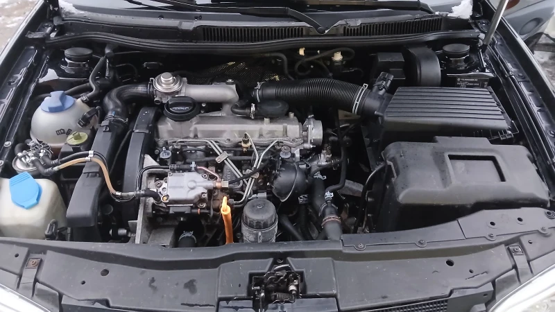 VW Golf 1.9 тди 90кс , снимка 15 - Автомобили и джипове - 53134751