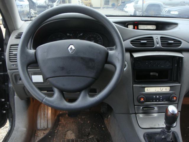 Renault Laguna 1.9dci120кс2БРОЯ, снимка 8 - Автомобили и джипове - 10313112