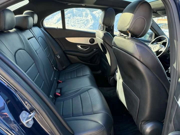 Mercedes-Benz C 300 4dr Sdn C 300 4MATIC, снимка 17 - Автомобили и джипове - 53558583