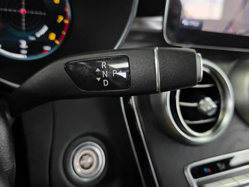 Mercedes-Benz C 200, снимка 9 - Автомобили и джипове - 56688441