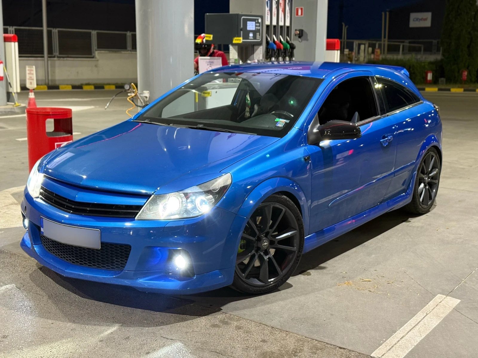 Opel Astra 2.0T OPC, снимка 1