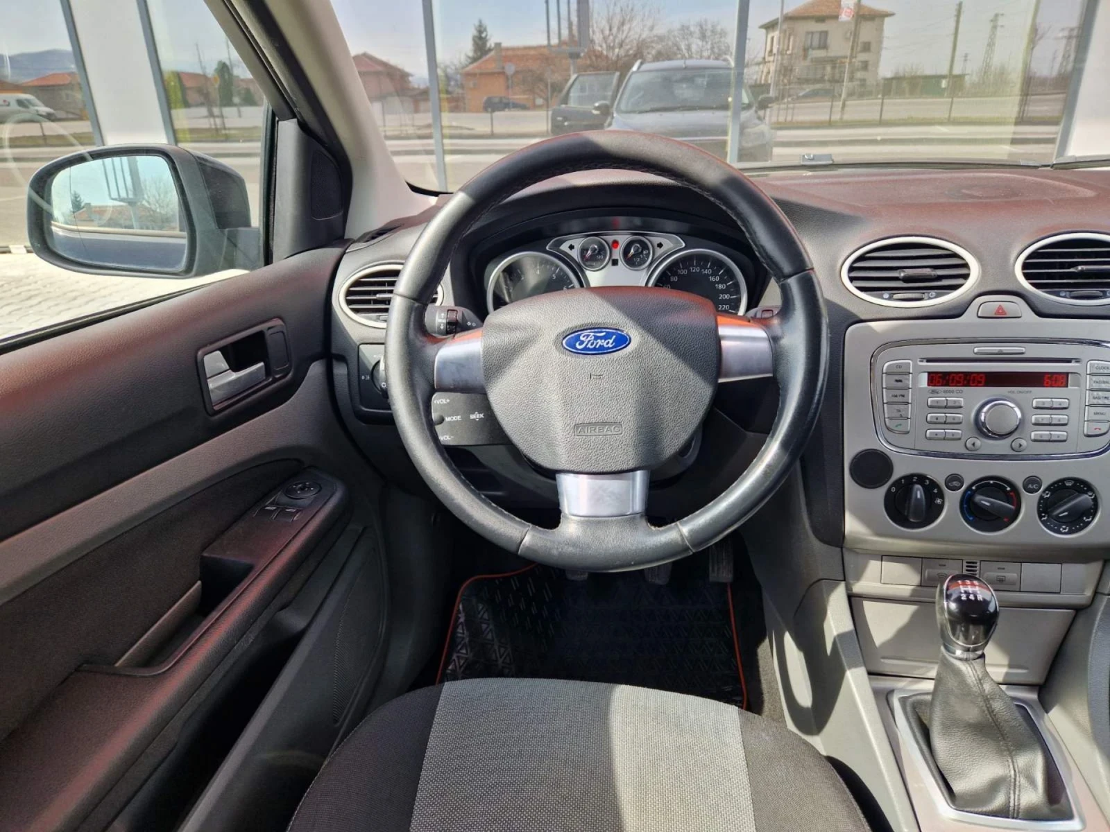 Ford Focus 1.8 / 125 к.с. | Mobile.bg — изображение 12