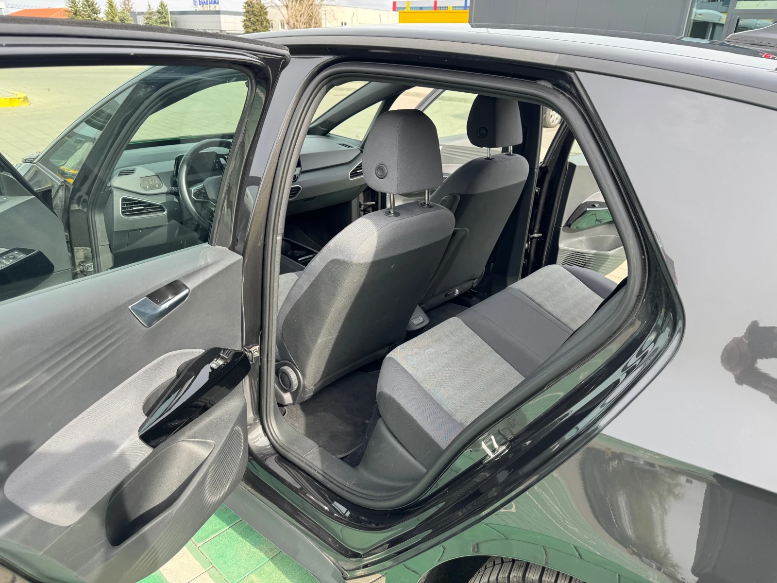 VW ID.3 Pro - изображение 10
