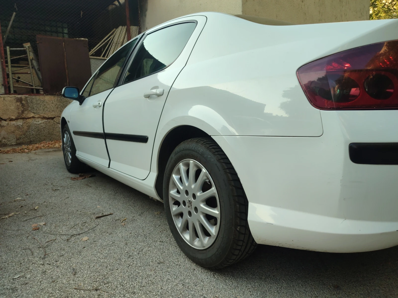 Peugeot 407 1.6 HDI - изображение 4