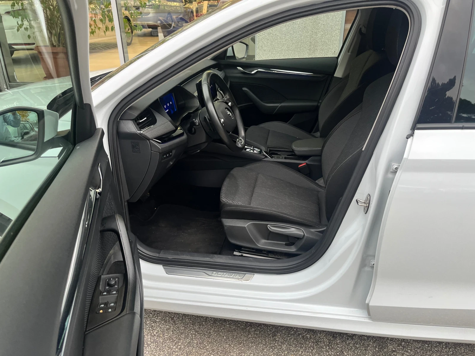 Skoda Octavia 2.0TDI 7DSG  | Mobile.bg   6