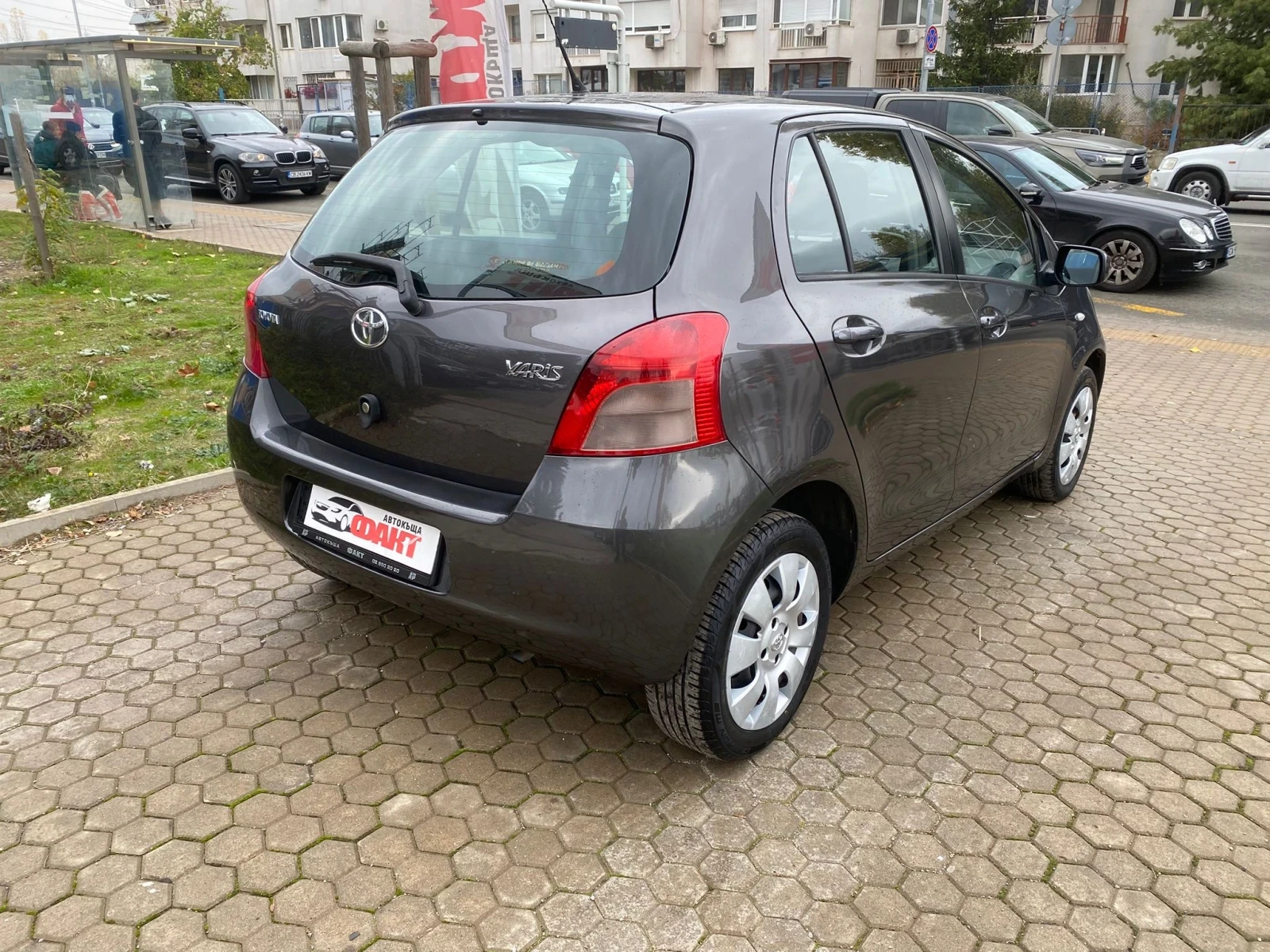 Toyota Yaris 1.0VVT-i/KLIMA | Mobile.bg   4